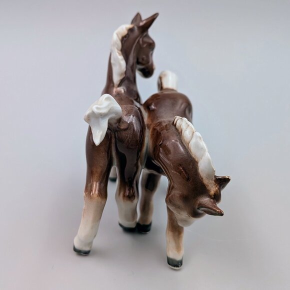 Midcentury Vintage Brown and White Porcelain Foals | Colt Figurine - Picture 4 of 8
